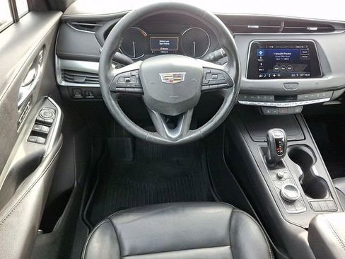 Used 2019 Cadillac XT4 Premium Luxury w/ Cold Weather Package image 11