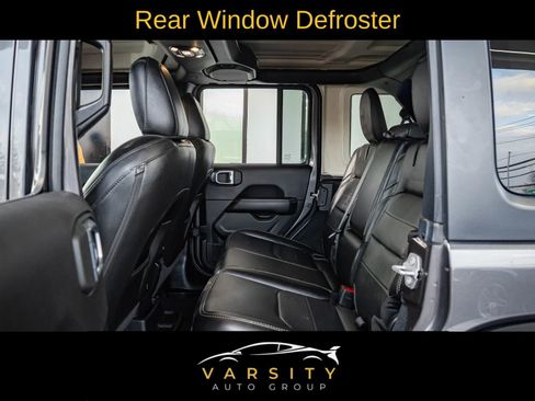 Used 2022 Jeep Wrangler Unlimited Sahara w/ Cold Weather Group image 17