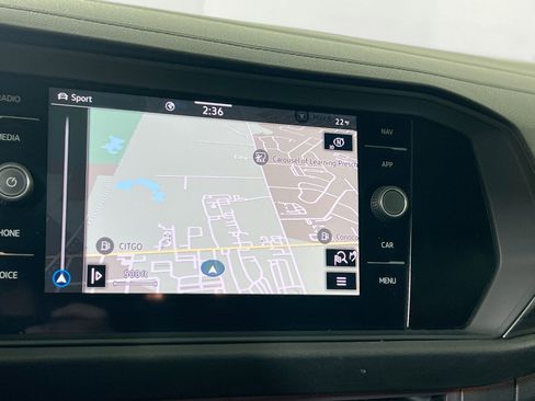 Used 2022 Volkswagen Jetta SEL image 13