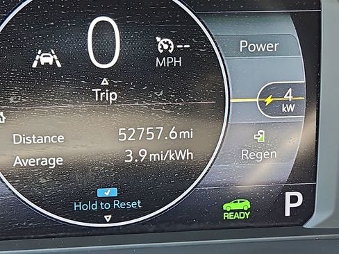 Used 2023 Chevrolet Bolt EUV LT w/ Convenience Package FWD image 18