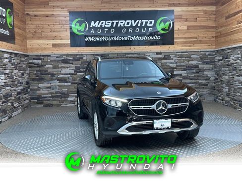 Used 2023 Mercedes-Benz GLC 300 GLC 300 image 1