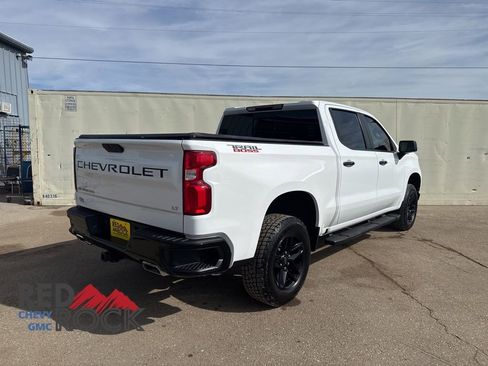 Used 2021 Chevrolet Silverado 1500 LT Trail Boss w/ Convenience Package II image 5