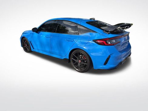 Used 2024 Honda Civic Type R image 3