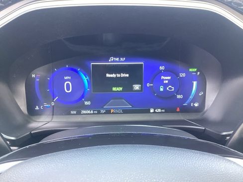 Used 2022 Ford Escape SEL w/ Technology Package AWD/4WD image 19