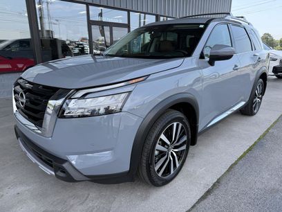 Used 2025 Nissan Pathfinder Platinum