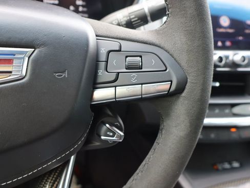 Used 2022 Cadillac CT5 V Blackwing w/ Carbon Fiber Package 2 RWD image 8