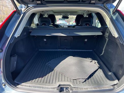 Certified 2023 Volvo XC60 B5 Core w/ Climate Package AWD/4WD image 28