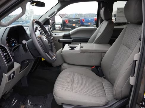 Certified 2022 Ford F350 XLT image 16