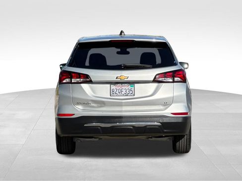 Used 2022 Chevrolet Equinox LT FWD image 4
