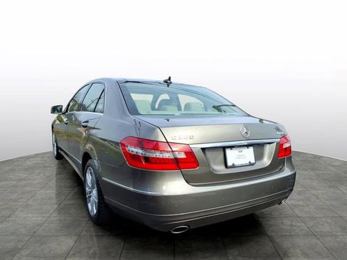 Used 2011 Mercedes-Benz E 350 4MATIC Sedan image 4