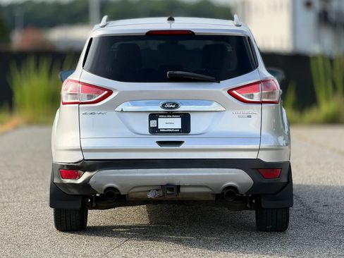 Used 2015 Ford Escape Titanium w/ Equipment Group 301A AWD/4WD image 4