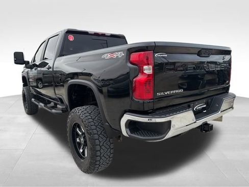 Used 2025 Chevrolet Silverado 2500 LT w/ Safety Package image 6