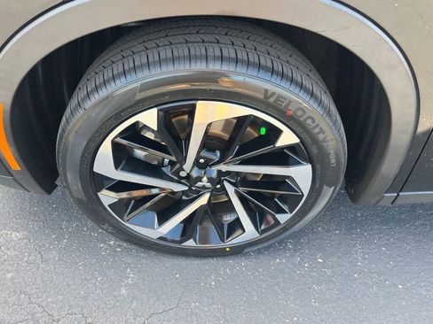 Used 2023 Mitsubishi Outlander SE image 11