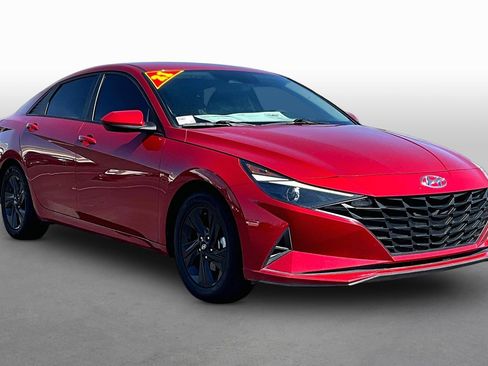 Used 2021 Hyundai Elantra SEL FWD image 10