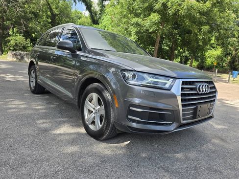 Used 2019 Audi Q7 2.0T Premium w/ Cold Weather Package AWD/4WD image 2
