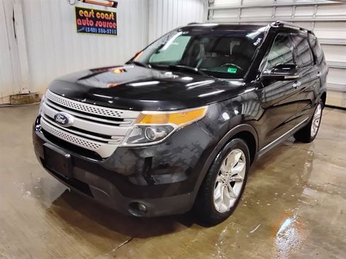 Used 2013 Ford Explorer XLT image 4