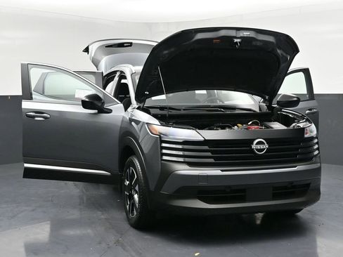 New 2026 Nissan Kicks SV w/ SV Premium Package AWD/4WD image 34
