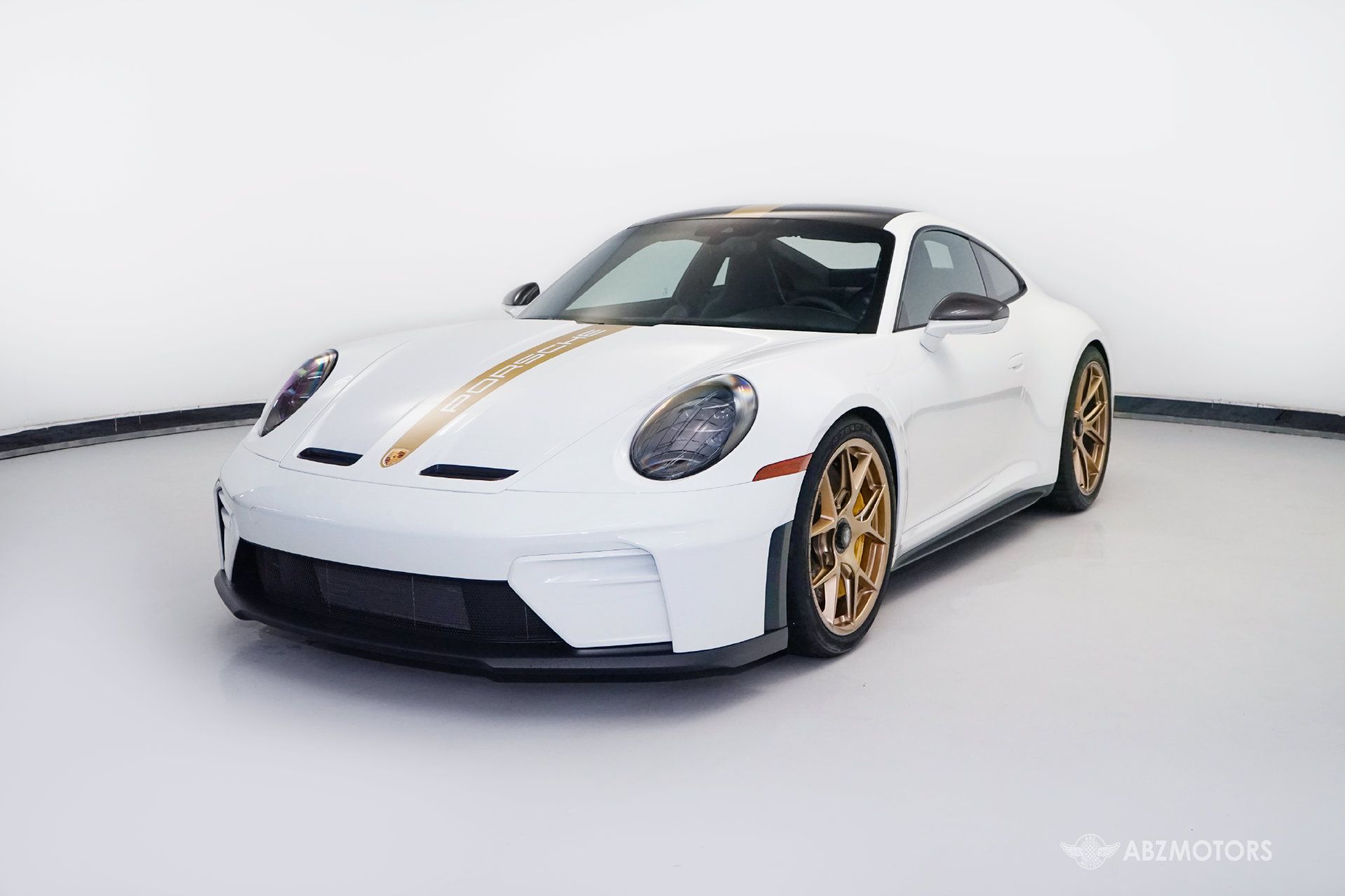 Used 2026 Porsche 911 GT3 RWD image 2