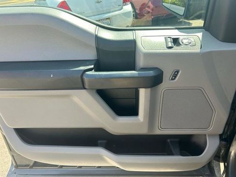 Used 2018 Ford F150 XL w/ Equipment Group 101A Mid RWD image 8