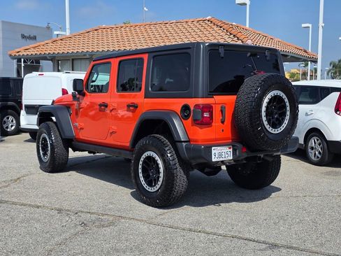 Used 2018 Jeep Wrangler Unlimited Sport S AWD/4WD image 6