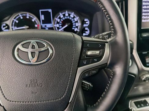 Used 2016 Toyota Land Cruiser AWD/4WD image 48