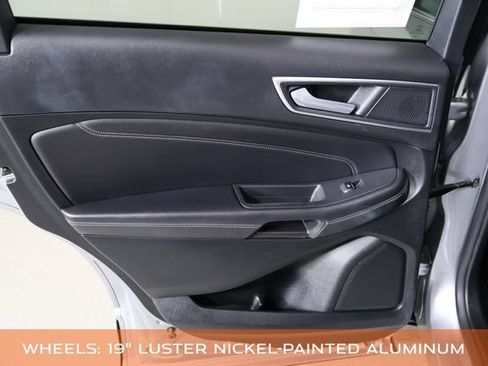 Used 2024 Ford Edge Titanium AWD/4WD image 17