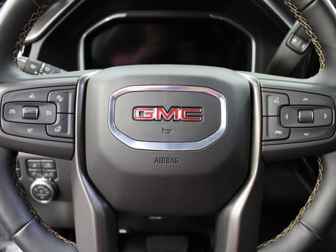 Used 2026 GMC Sierra 2500 AT4 w/ Technology Package AWD/4WD image 67