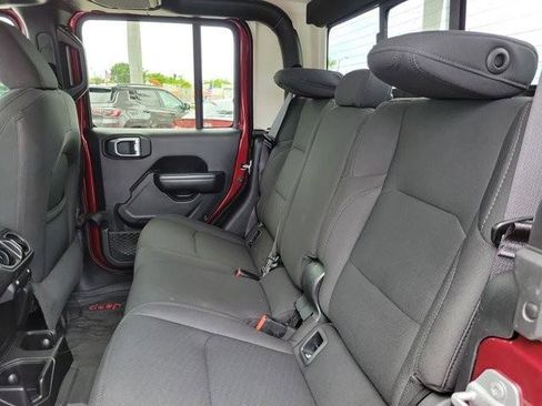 Used 2021 Jeep Gladiator Sport AWD/4WD image 18