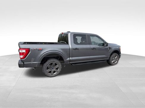 Used 2022 Ford F150 XL w/ Equipment Group 101A High AWD/4WD image 11