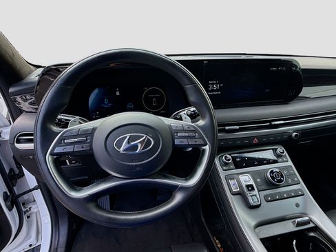 Used 2023 Hyundai Palisade Calligraphy image 8