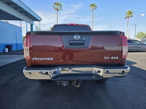 Used 2016 Nissan Frontier SV w/ SV Value Truck Package image 4