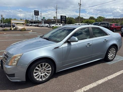 Used 2013 Cadillac CTS Luxury RWD image 2
