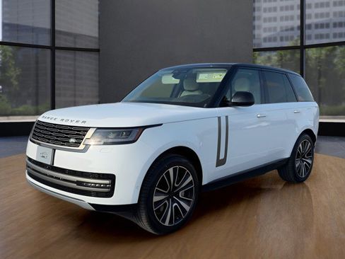New 2026 Land Rover Range Rover SE image 9