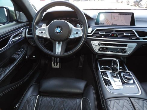 Used 2021 BMW M760i xDrive w/ Luxury Rear Seating Package image 20