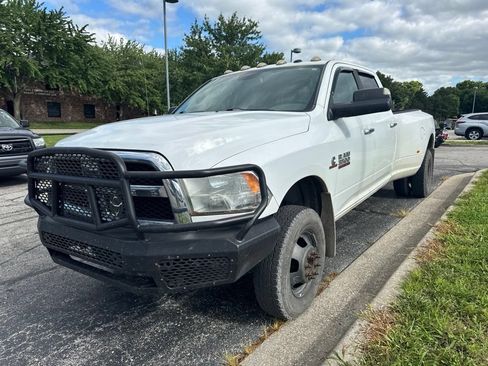 Used 2015 RAM 3500 SLT AWD/4WD image 1