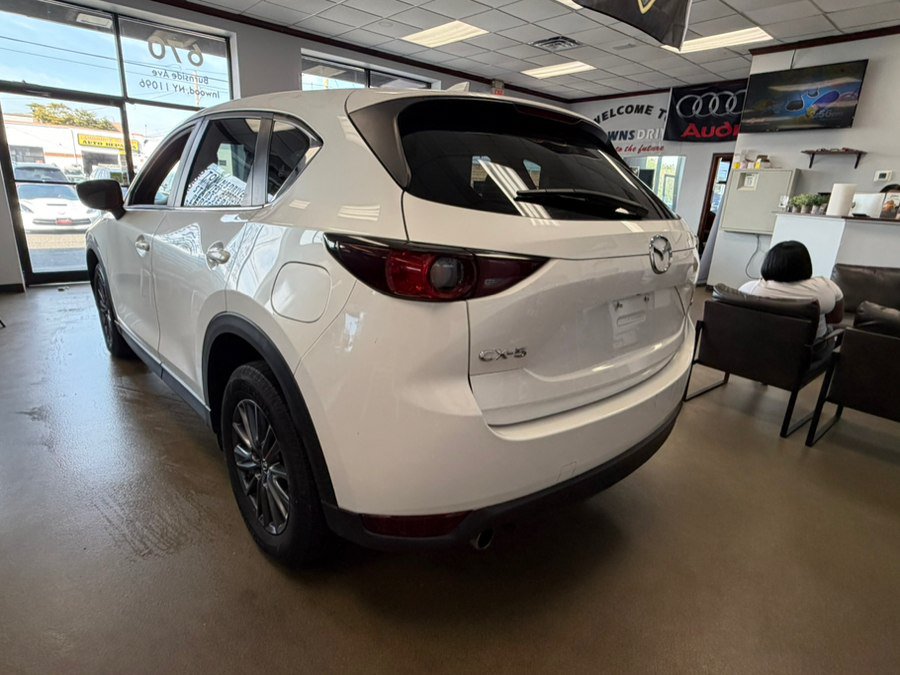 Used 2020 MAZDA CX-5 Sport FWD image 16