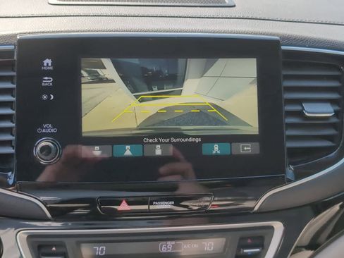 Used 2019 Honda Pilot Elite image 26