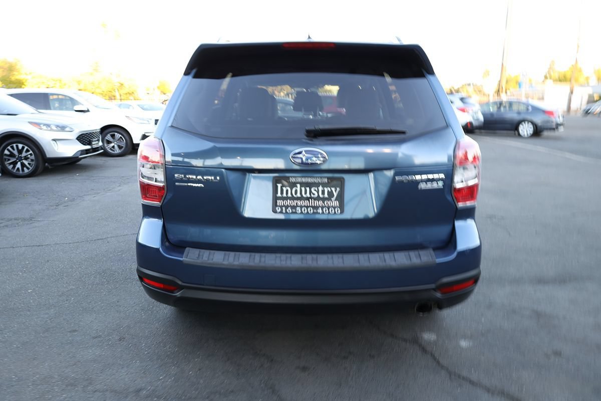 Used 2014 Subaru Forester 2.5i Limited AWD/4WD image 5