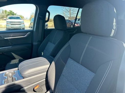 New 2026 GMC Acadia Elevation w/ LPO, Floor Liner Package image 12