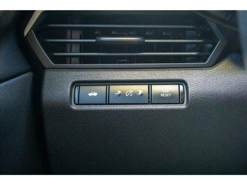Used 2023 Nissan Altima 2.5 SR AWD/4WD image 17