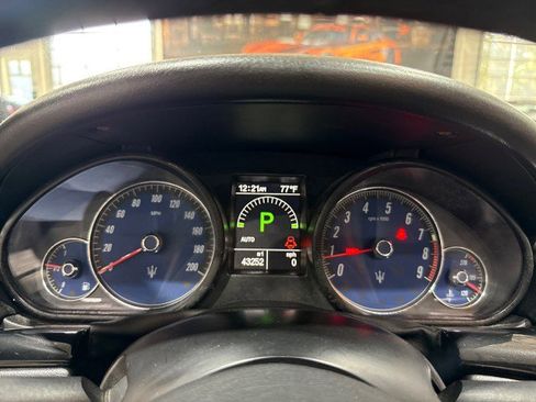 Used 2015 Maserati GranTurismo Sport image 86