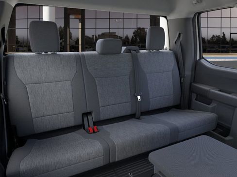 New 2026 Ford F250 XL w/ XL Chrome Package image 11