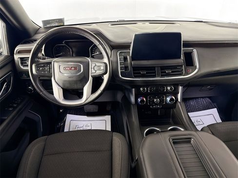 Used 2021 GMC Yukon XL SLE image 19