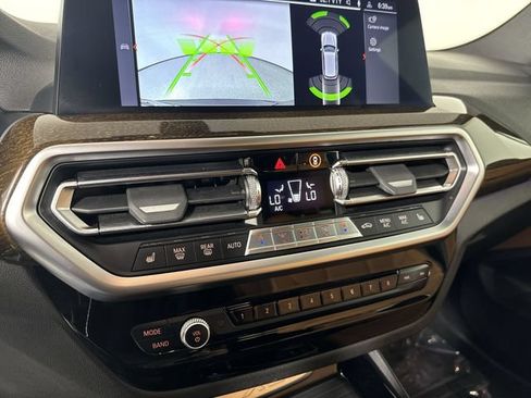 Used 2023 BMW X3 xDrive30i AWD/4WD image 10