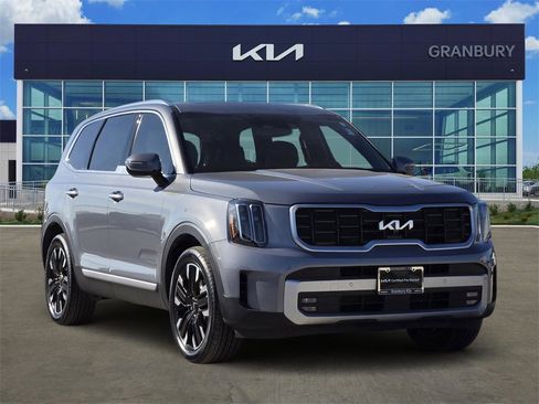 Used 2023 Kia Telluride SX image 3