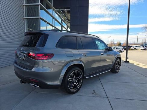 Used 2026 Mercedes-Benz GLS 450 4MATIC image 3