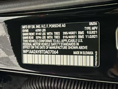 Used 2026 Porsche Cayenne AWD/4WD image 24