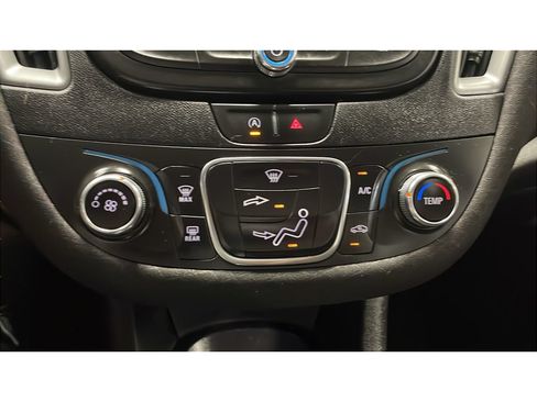 Used 2021 Chevrolet Malibu RS FWD image 14