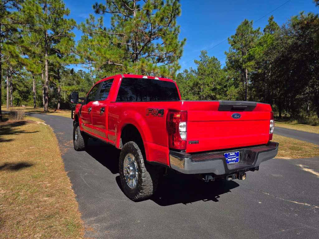 Used 2021 Ford F250 XL w/ STX Appearance Package AWD/4WD image 3