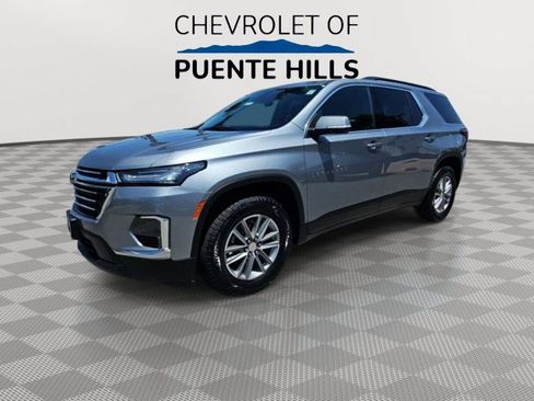 Used 2023 Chevrolet Traverse LT FWD image 4